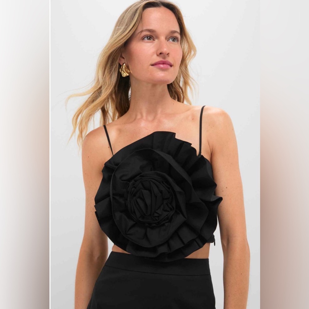NWT Tuckernuck Rosie Top